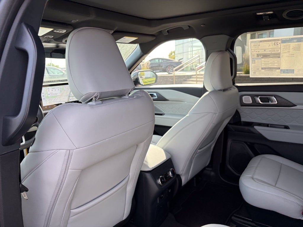 2027 Ford Explorer Platinum