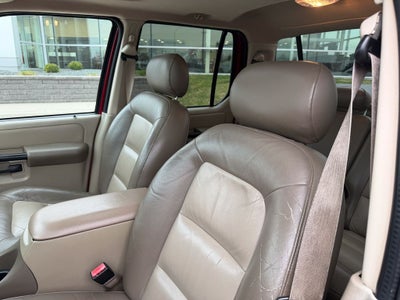 2004 Ford Explorer Sport Trac Base