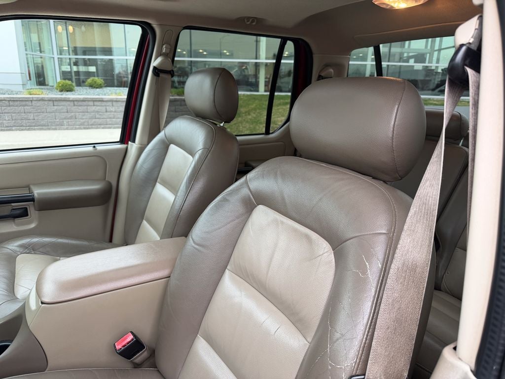 2004 Ford Explorer Sport Trac Base