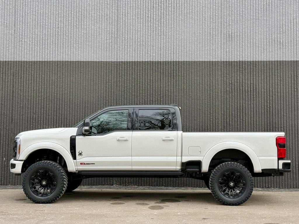 2026 Ford F-250SD Black Widow