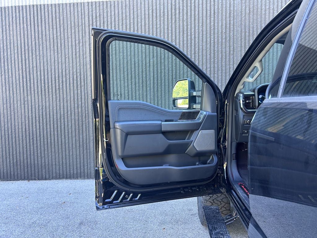2026 Ford F-250SD Black Widow