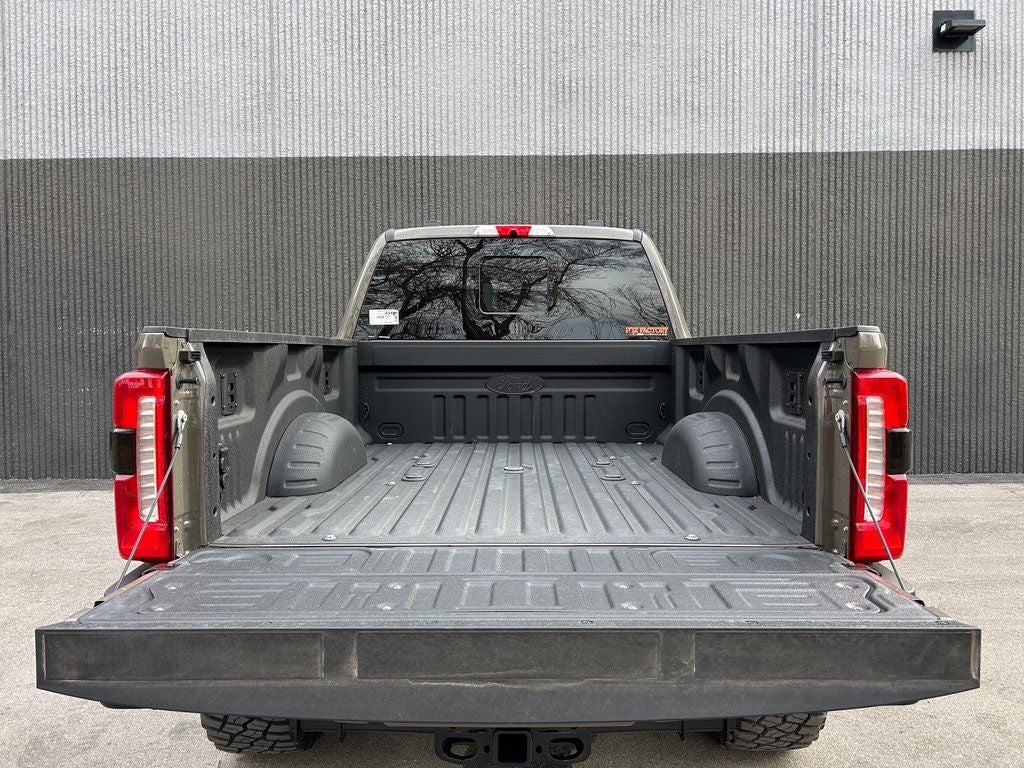 2026 Ford F-250SD Black Widow