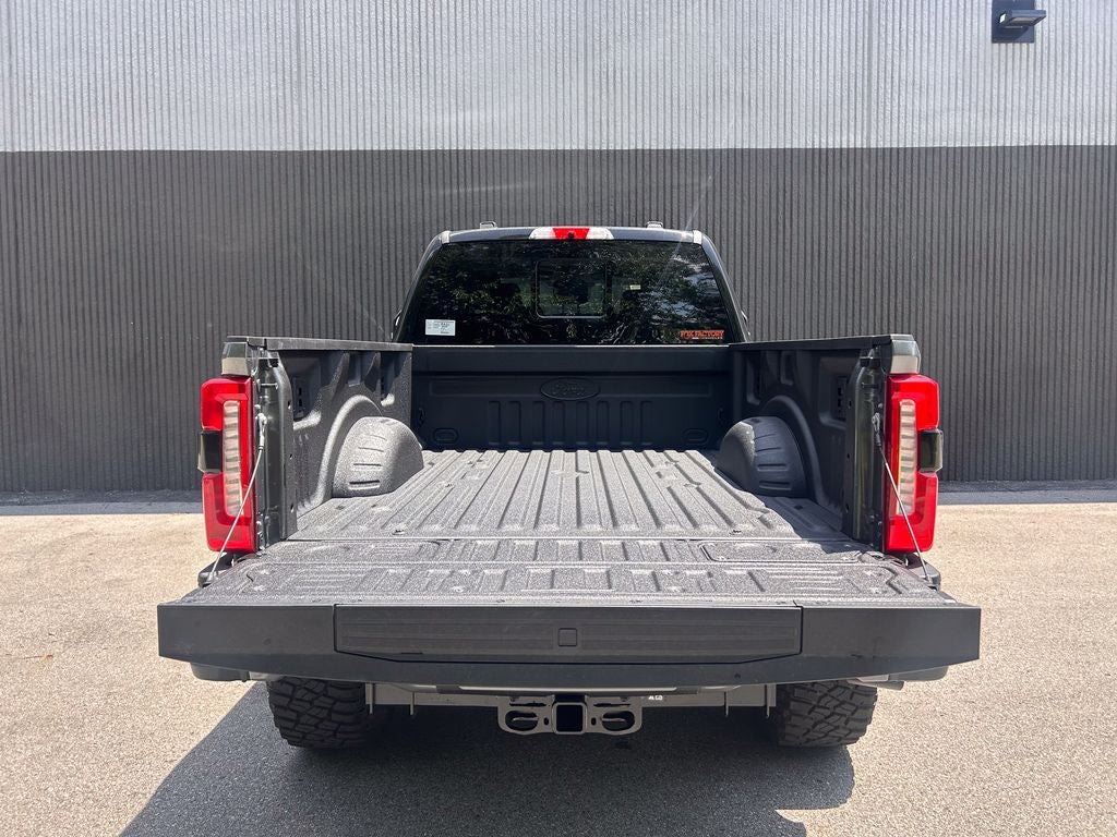 2026 Ford F-250SD Black Widow