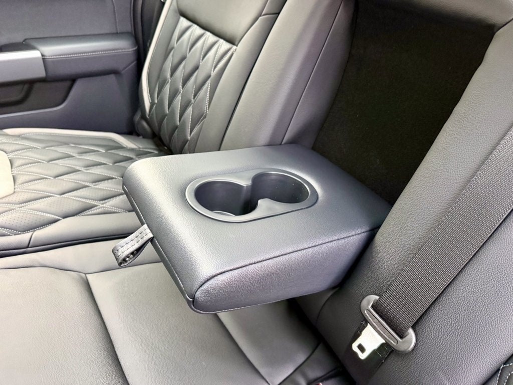 2026 Ford F-250SD Black Widow