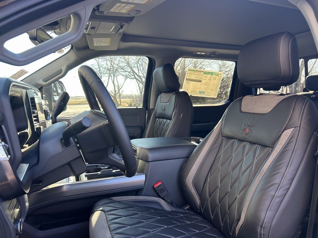 2026 Ford F-250SD Black Widow