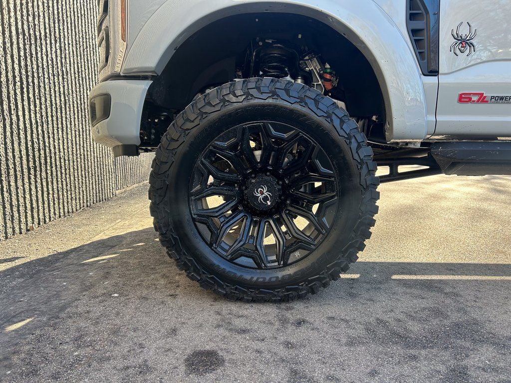 2026 Ford F-250SD Black Widow