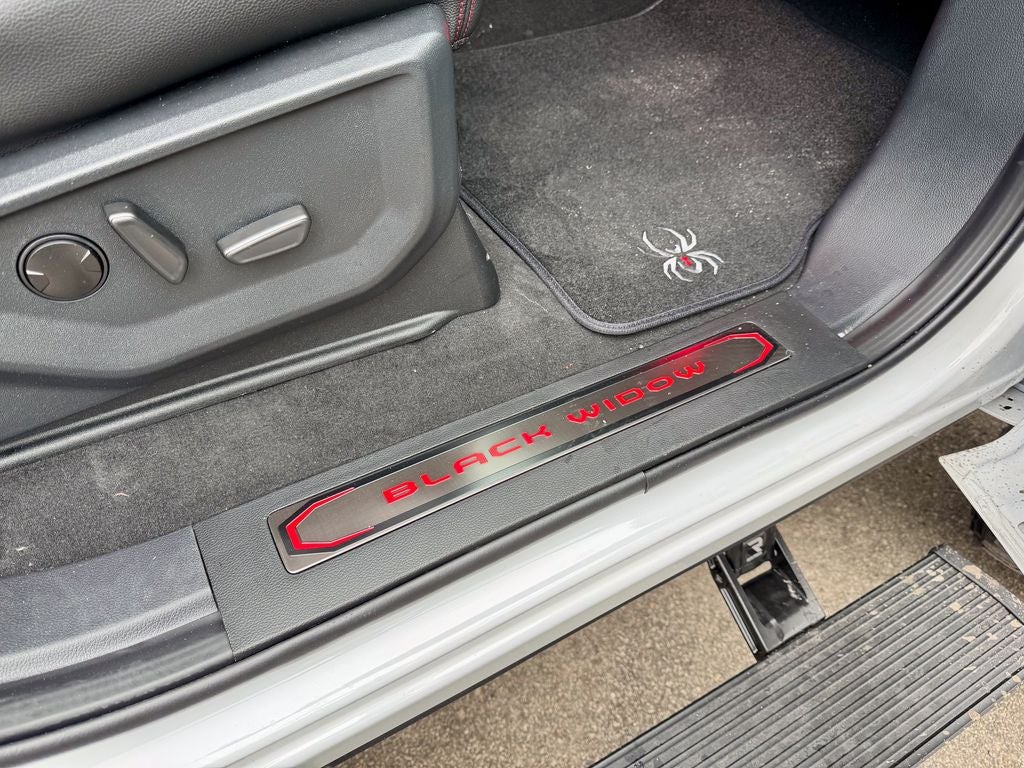 2026 Ford F-250SD Black Widow