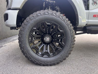 2026 Ford F-250SD Black Widow