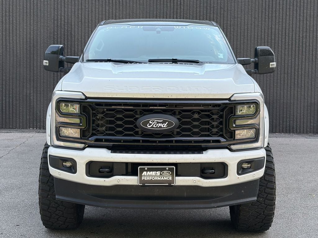 2025 Ford F-250SD Black Widow