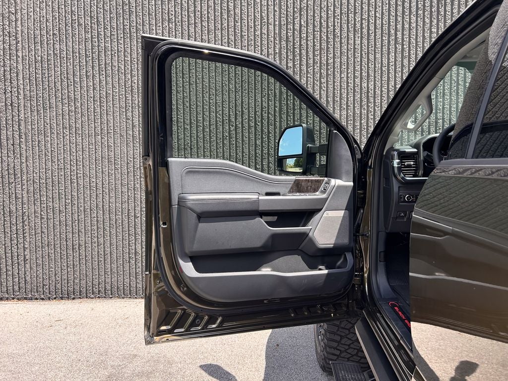 2026 Ford F-250SD Black Widow PTS