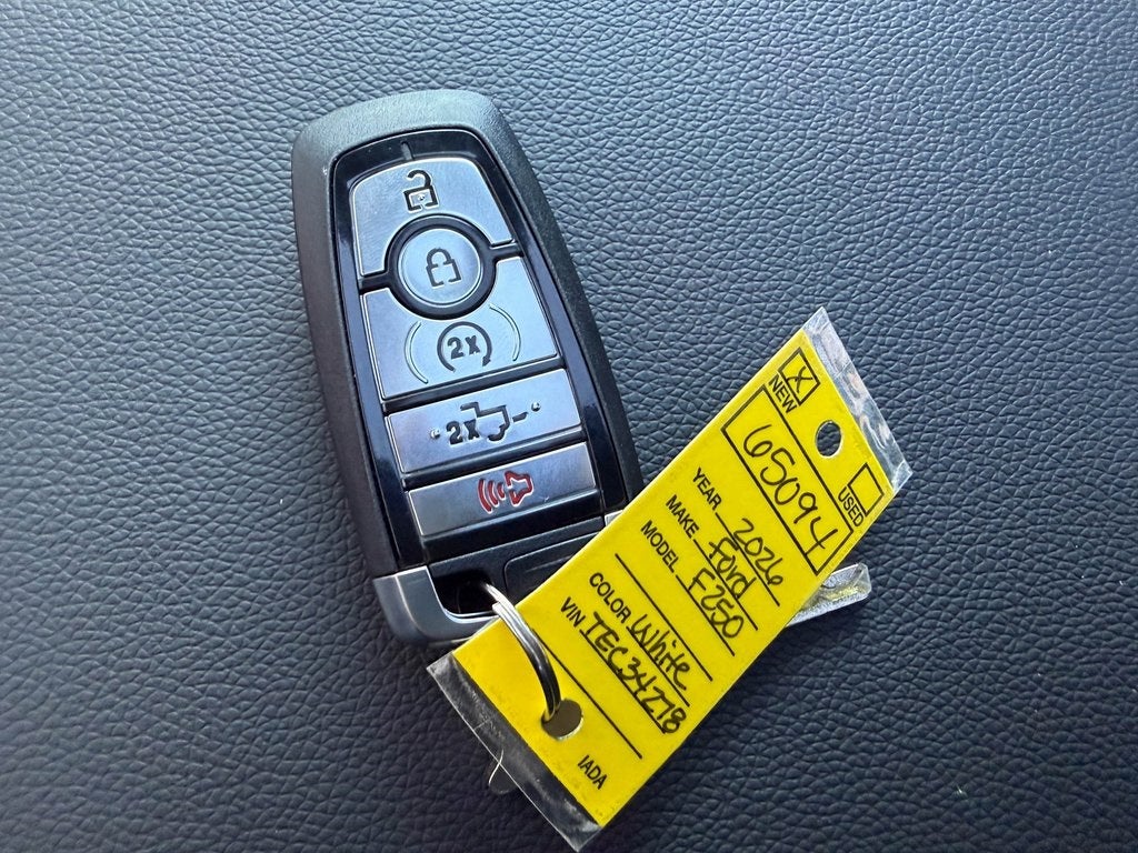 2026 Ford F-250SD Black Widow