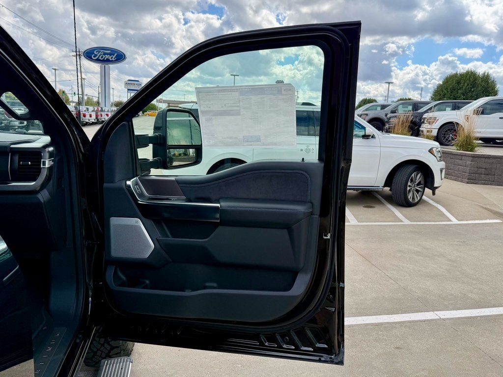 2026 Ford F-250SD Platinum Tremor