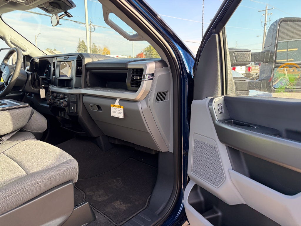 2027 Ford F-350SD XL