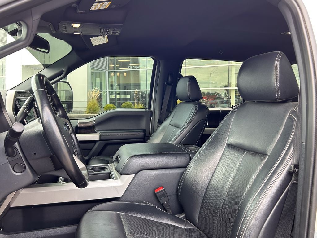 2022 Ford F-350SD Lariat