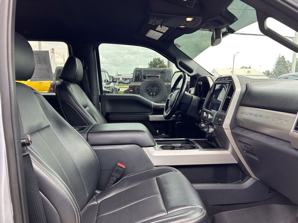 2022 Ford F-350SD Lariat