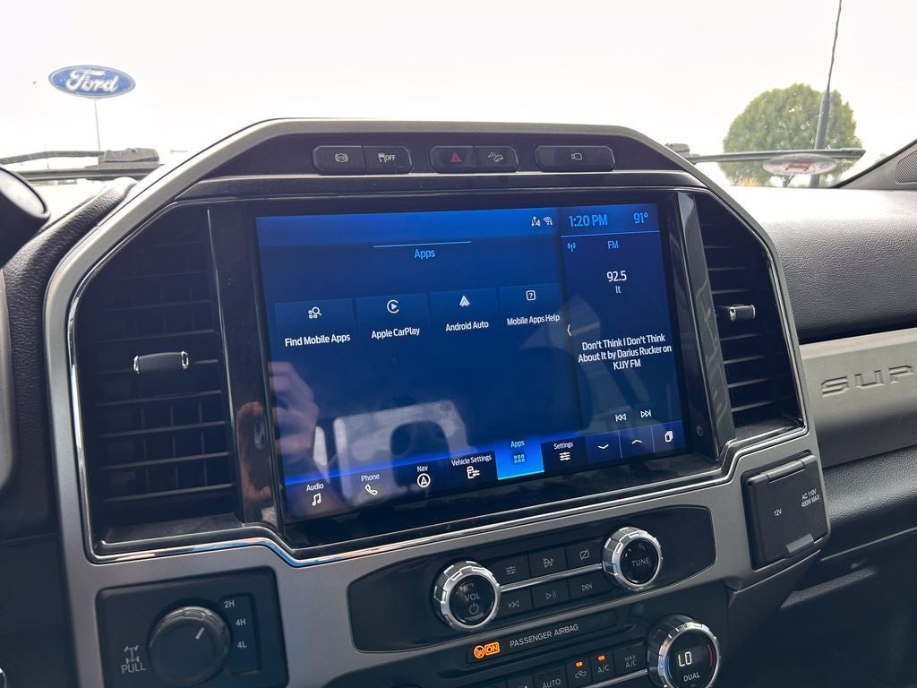 2022 Ford F-350SD Lariat
