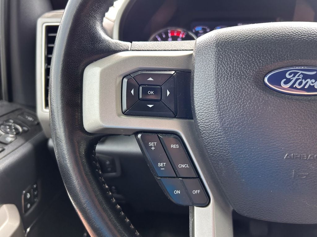 2022 Ford F-350SD Lariat