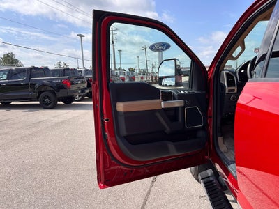 2022 Ford F-350SD Lariat