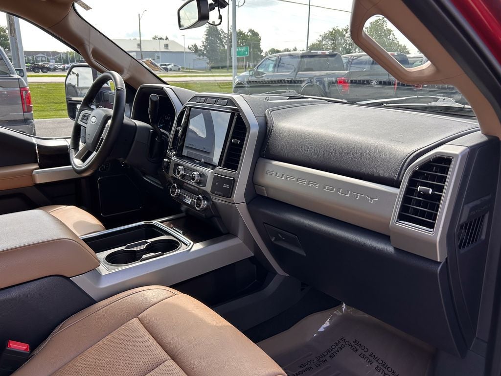 2022 Ford F-350SD Lariat