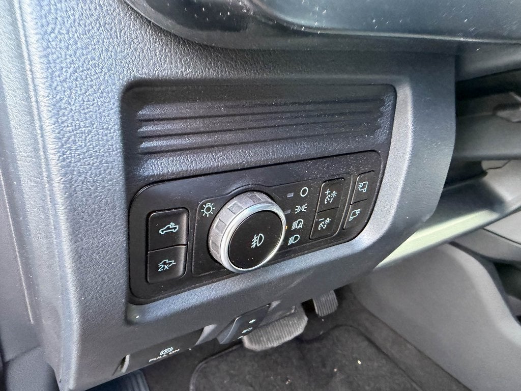 2026 Ford F-350SD Black Widow