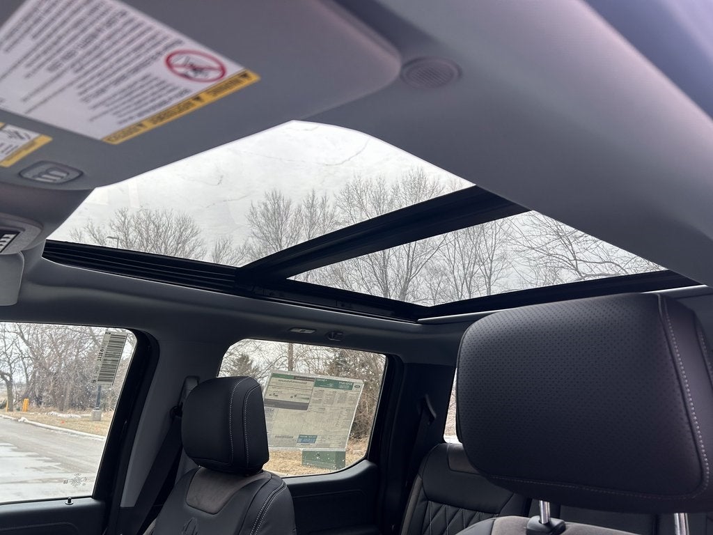 2026 Ford F-350SD Black Widow DRW