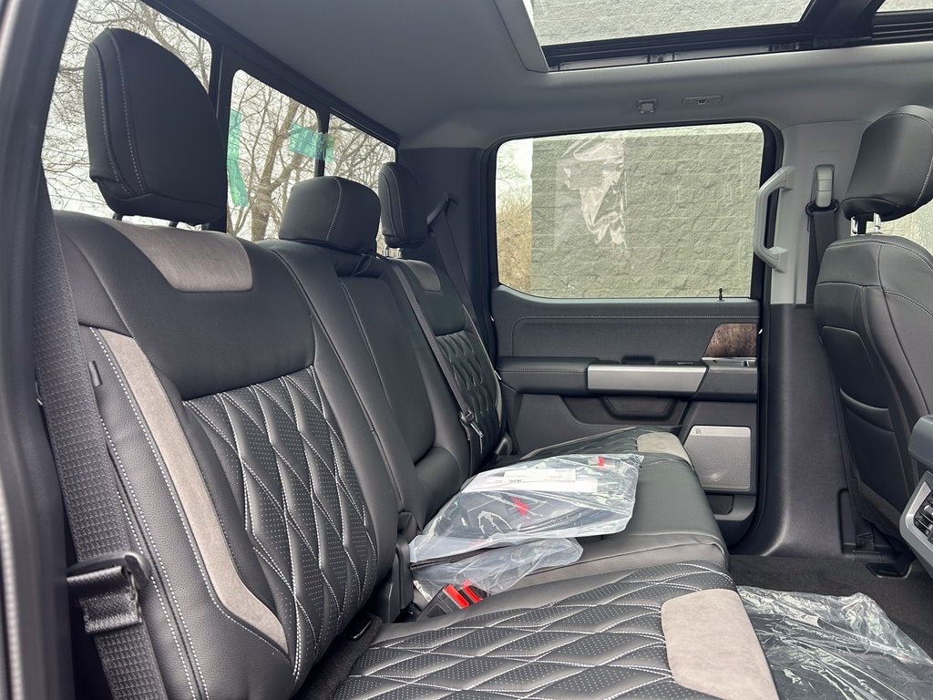 2026 Ford F-350SD Black Widow DRW