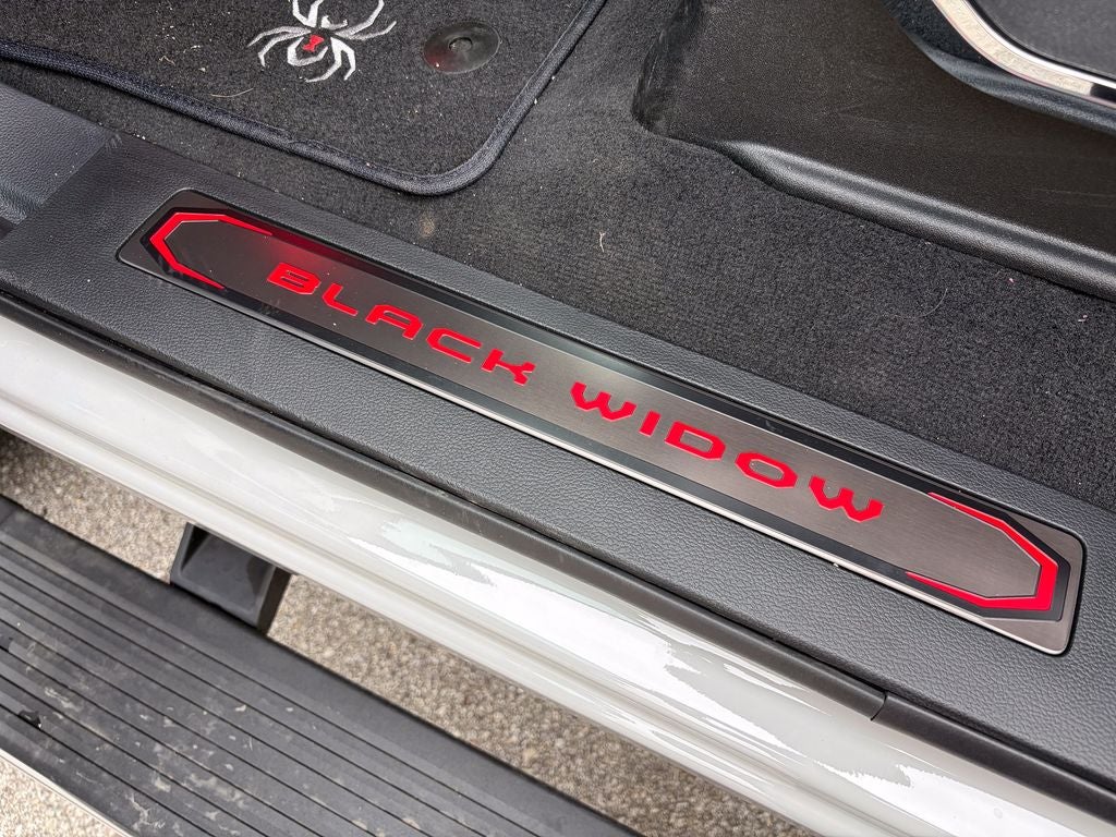 2026 Ford F-350SD Platinum Black Widow DRW