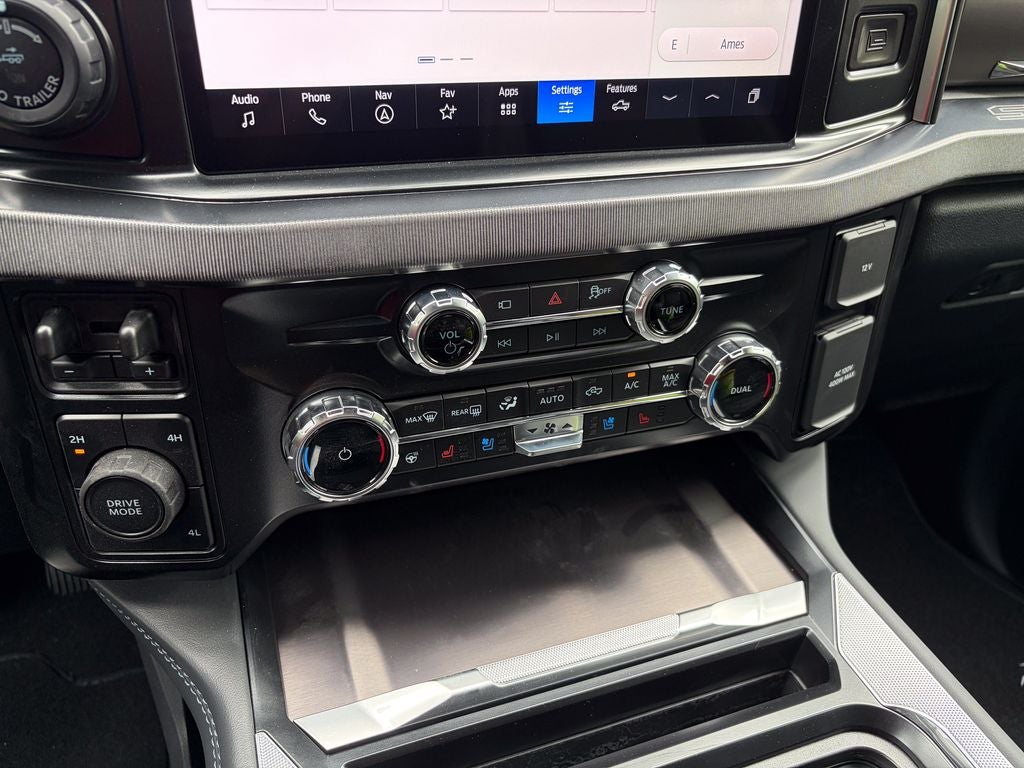 2026 Ford F-350SD Platinum Black Widow DRW