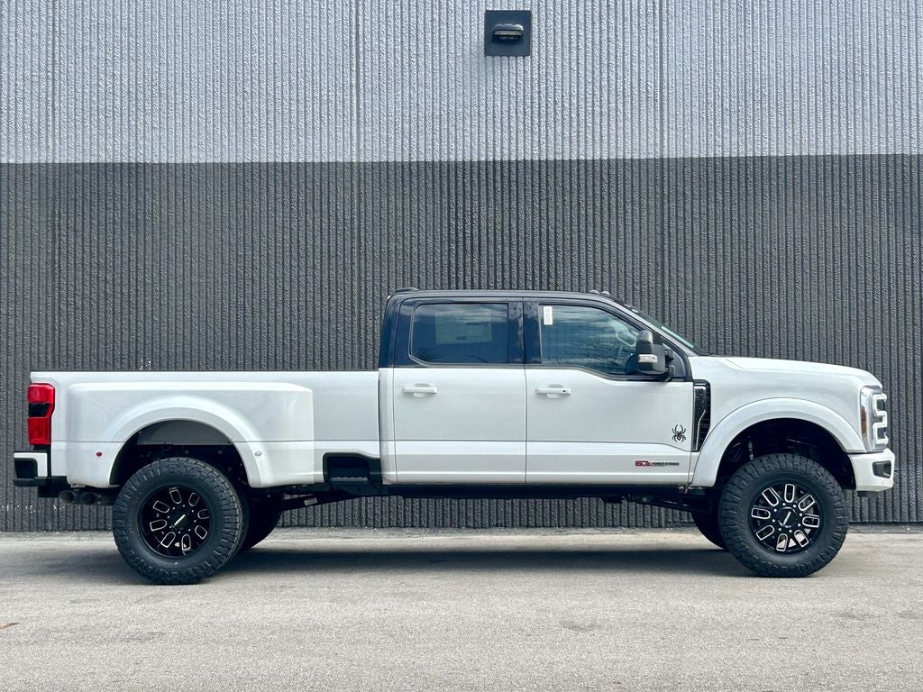 2026 Ford F-350SD Black Widow DRW