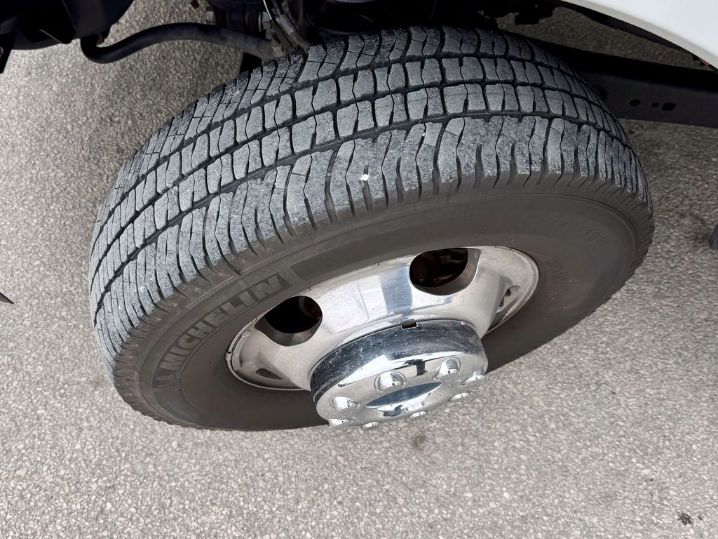 2025 Ford F-350SD Lariat DRW