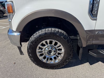 2022 Ford F-350SD Lariat