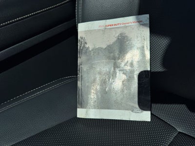 2022 Ford F-350SD Lariat