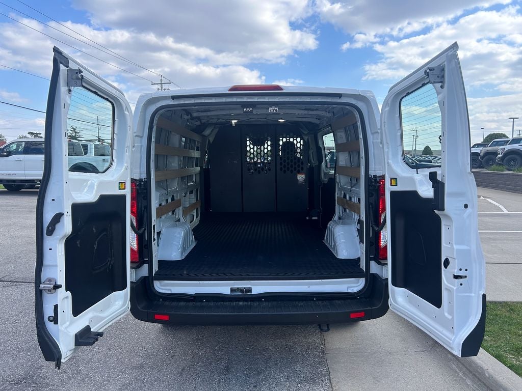 2025 Ford Transit-250 Base
