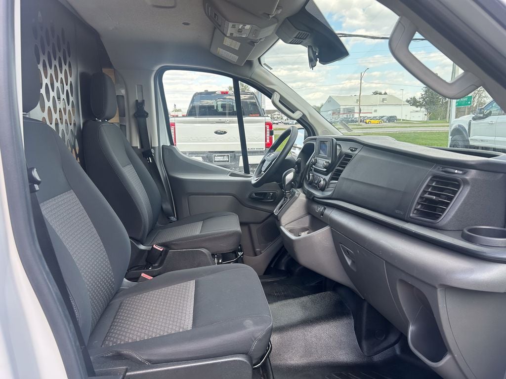 2025 Ford Transit-250 Base
