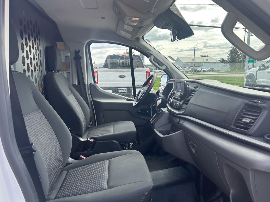 2025 Ford Transit-250 Base