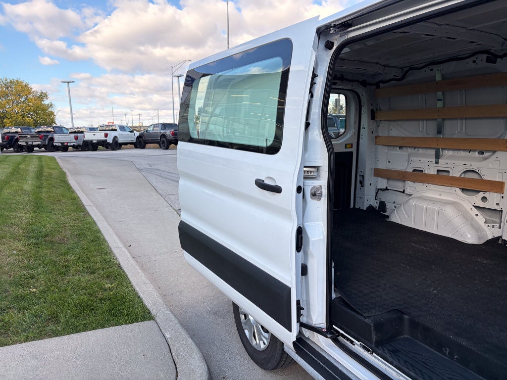 2025 Ford Transit-250 Base