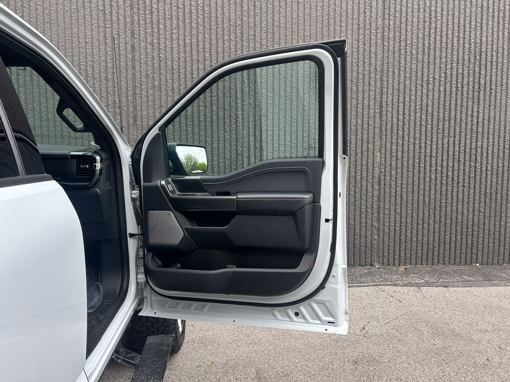 2022 Ford F-150 Black Widow