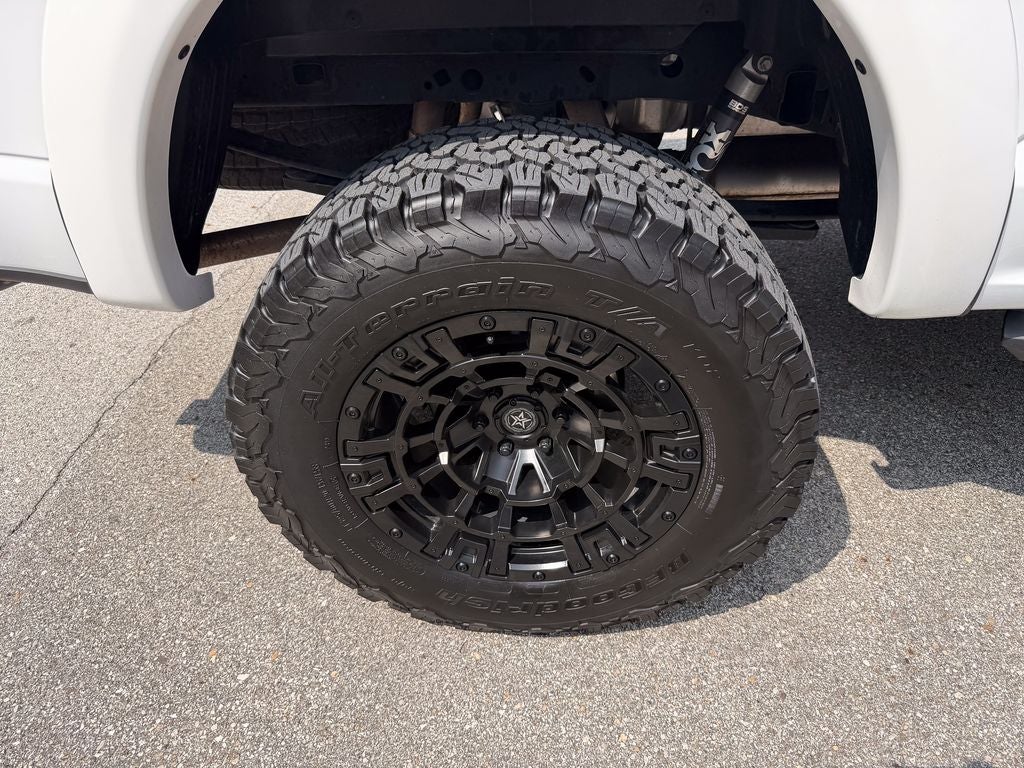 2023 Ford F-150 Lariat Black Ops