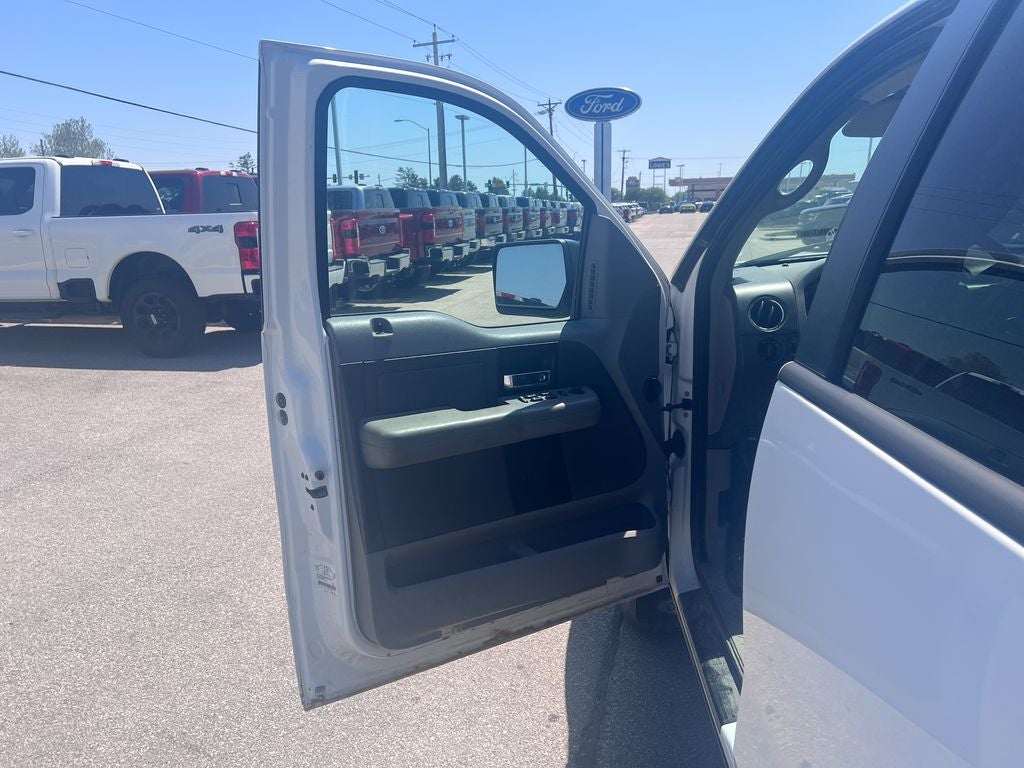 2007 Ford F-150 Base