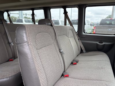 2017 Chevrolet Express 3500 LT Passenger