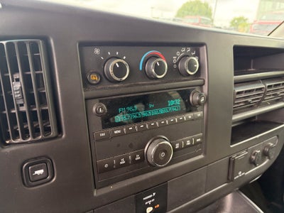2017 Chevrolet Express 3500 LT Passenger