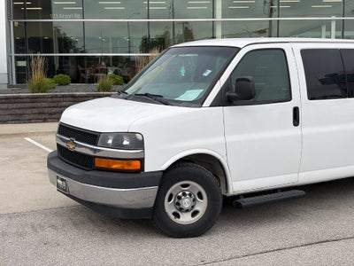 2017 Chevrolet Express 3500 LT Passenger