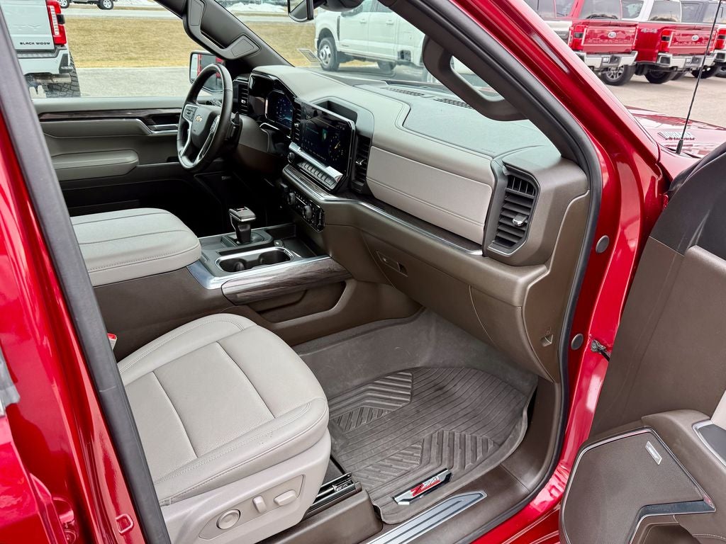 2024 Chevrolet Silverado 1500 LTZ