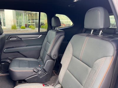 2024 GMC Acadia AT4