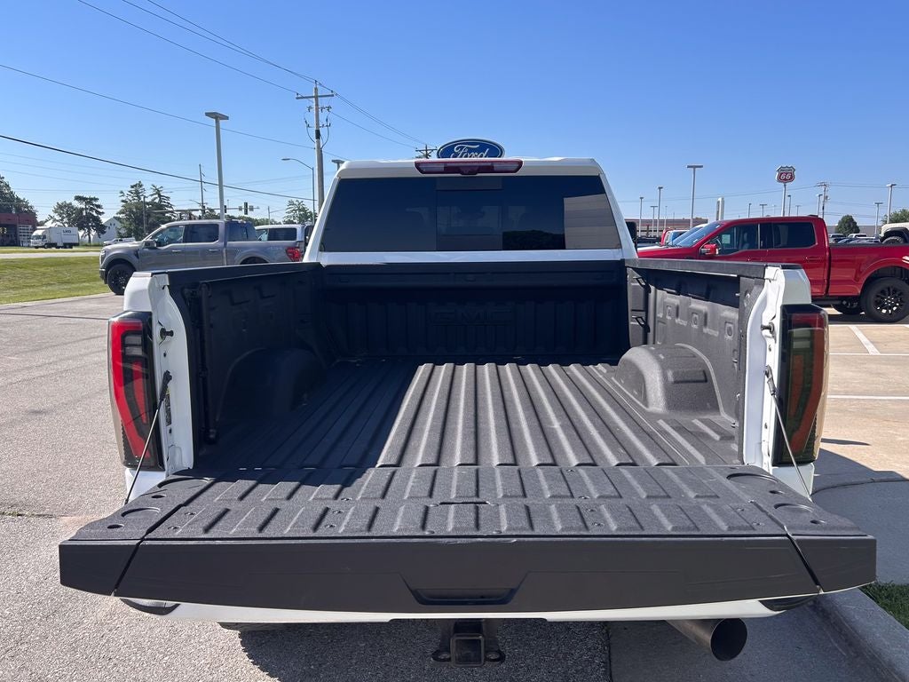 2025 GMC Sierra 2500HD AT4