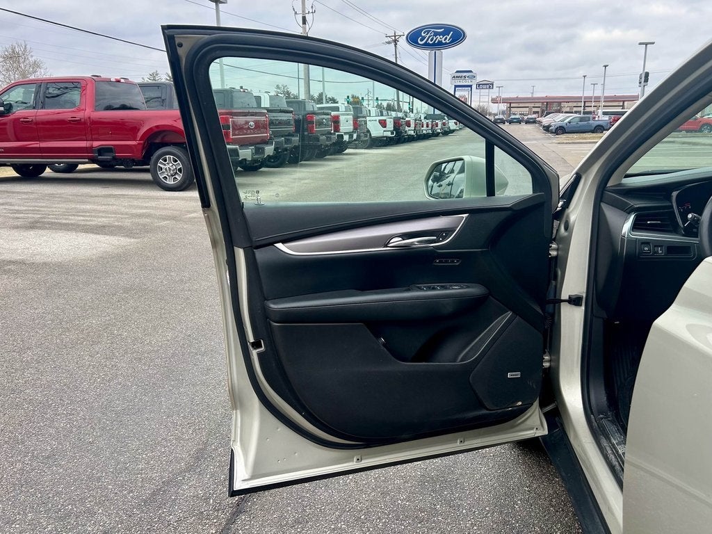 2017 Cadillac XT5 Premium Luxury