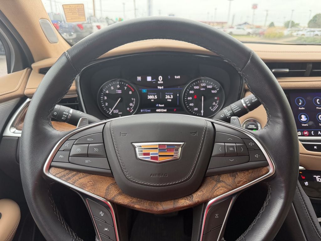 2024 Cadillac XT5 Sport