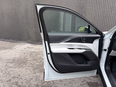2024 Cadillac LYRIQ Sport