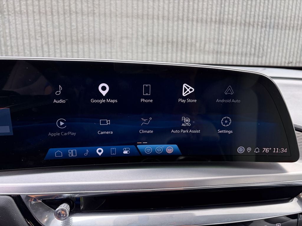 2024 Cadillac LYRIQ Sport
