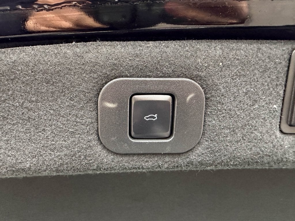 2020 Lincoln Continental Standard